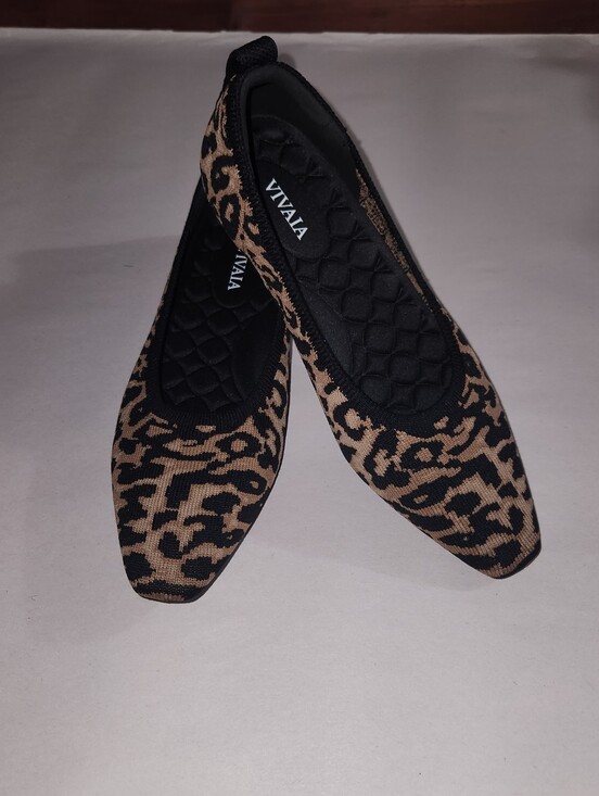 Vivaia Shoes - VIVAIA Women's Leopard Print Knit Ballet Flats Sz 35.5
